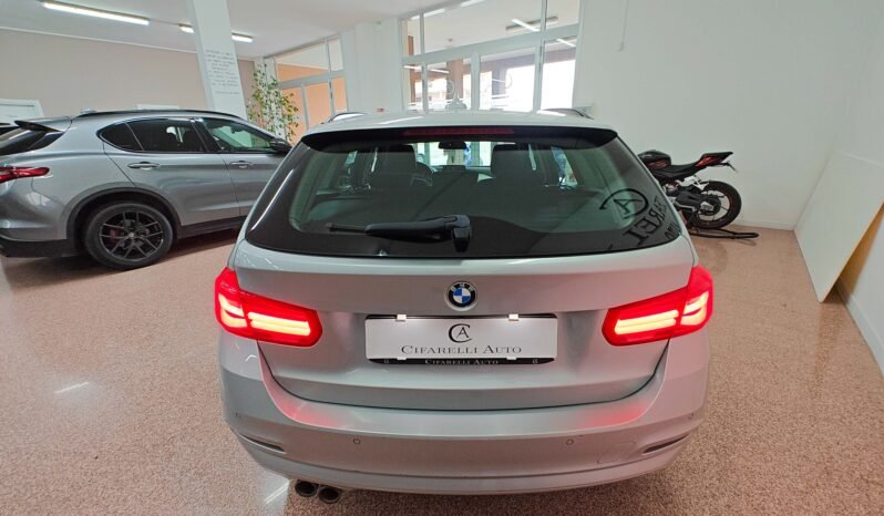 BMW Serie 3 320d 190 cv Business Advantage Touring auto pieno