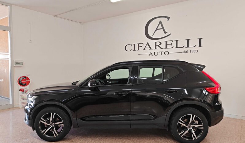 Volvo XC40 D3 2.0d R-Design 150 cv pieno