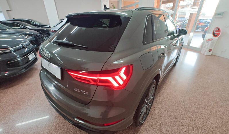 Audi Q3 2.0 TDI S-Line 150 cv pieno