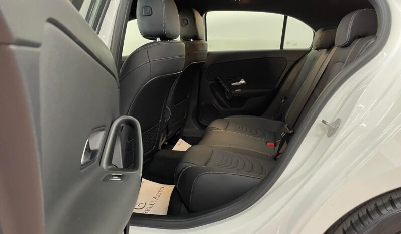 Mercedes-Benz Classe A a180d Sport auto pieno