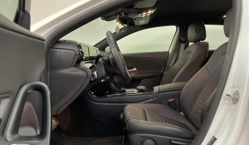 Mercedes-Benz Classe A a180d Sport auto pieno