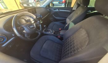 Audi A3 1.6 TDi 105 cv Ambition pieno