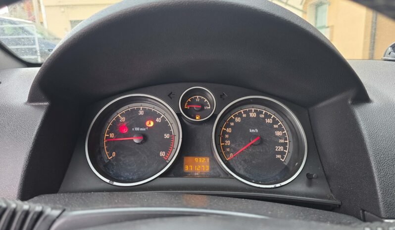 Opel Astra 1.9 16V CDTi 150 cv 5 porte Cosmo pieno