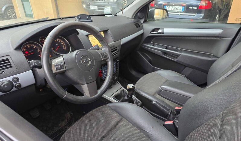 Opel Astra 1.9 16V CDTi 150 cv 5 porte Cosmo pieno