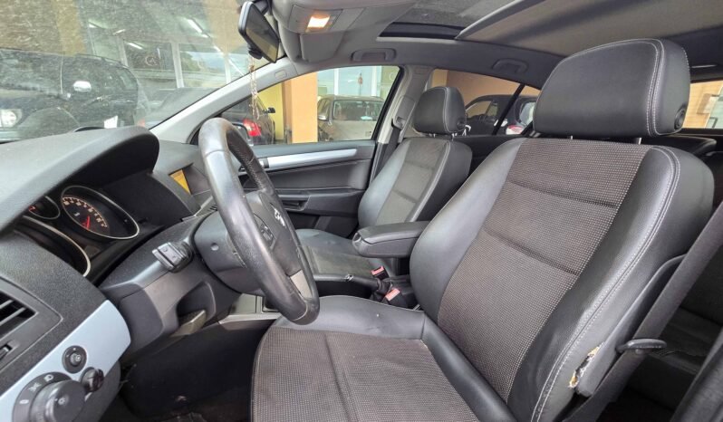 Opel Astra 1.9 16V CDTi 150 cv 5 porte Cosmo pieno