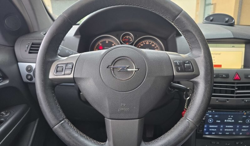 Opel Astra 1.9 16V CDTi 150 cv 5 porte Cosmo pieno