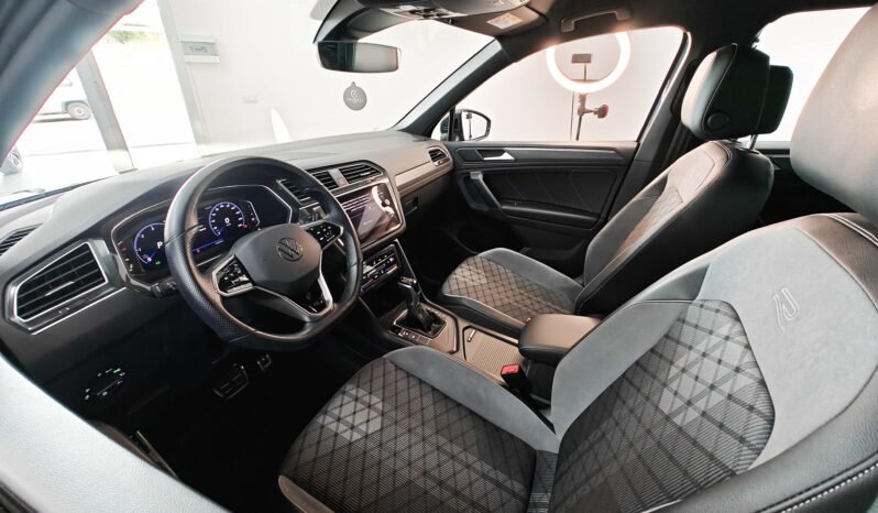 Volkswagen Tiguan 2.0 TDI 150 cv SCR DSG R-Line pieno