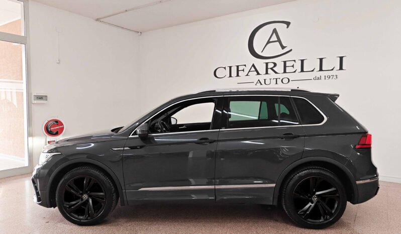Volkswagen Tiguan 2.0 TDI 150 cv SCR DSG R-Line pieno