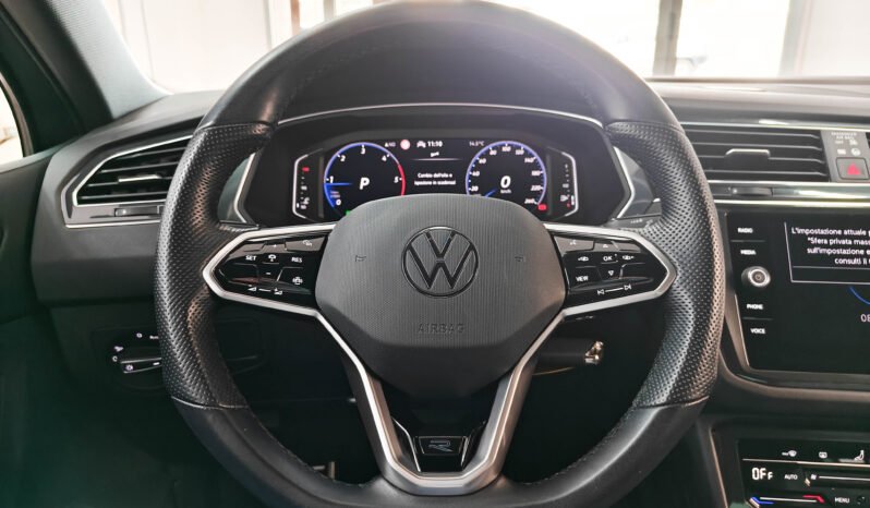Volkswagen Tiguan 2.0 TDI 150 cv SCR DSG R-Line pieno