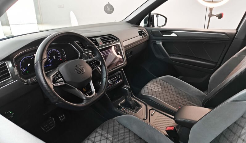 Volkswagen Tiguan 2.0 TDI 150 cv SCR DSG R-Line pieno