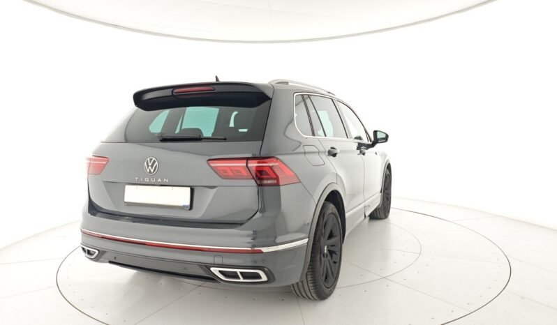 VOLKSWAGEN – Tiguan 2.0 TDI 150 CV SCR DSG R-Line pieno