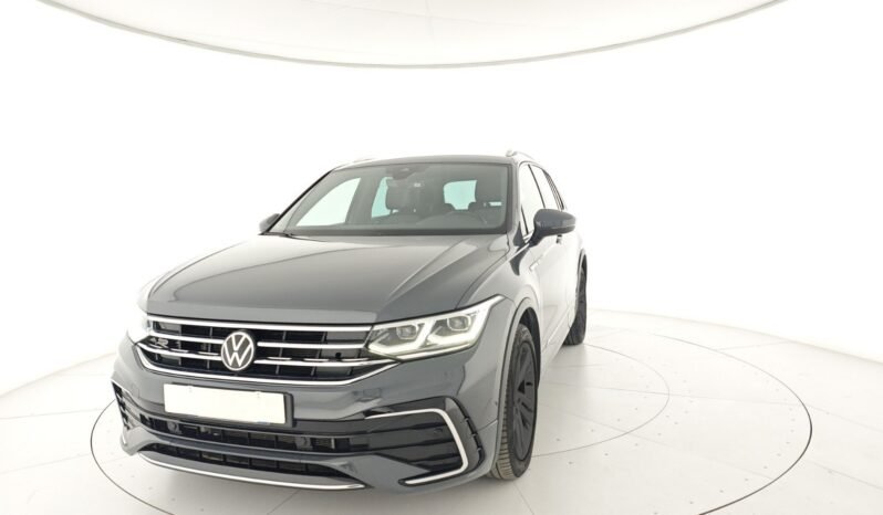 VOLKSWAGEN – Tiguan 2.0 TDI 150 CV SCR DSG R-Line pieno
