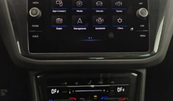 VOLKSWAGEN – Tiguan 2.0 TDI 150 CV SCR DSG R-Line pieno
