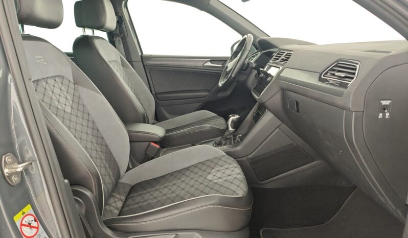 VOLKSWAGEN – Tiguan 2.0 TDI 150 CV SCR DSG R-Line pieno