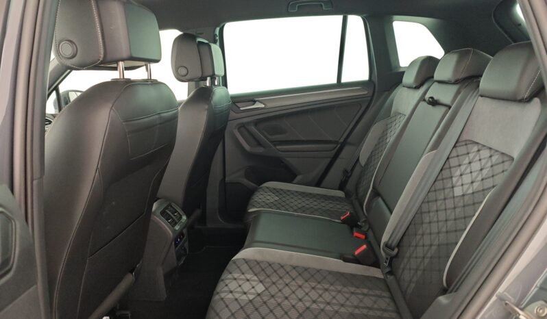 VOLKSWAGEN – Tiguan 2.0 TDI 150 CV SCR DSG R-Line pieno