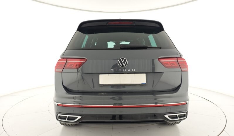 VOLKSWAGEN – Tiguan 2.0 TDI 150 CV SCR DSG R-Line pieno