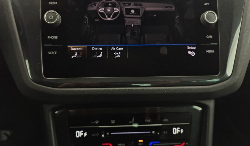 VOLKSWAGEN – Tiguan 2.0 TDI 150 CV SCR DSG R-Line pieno