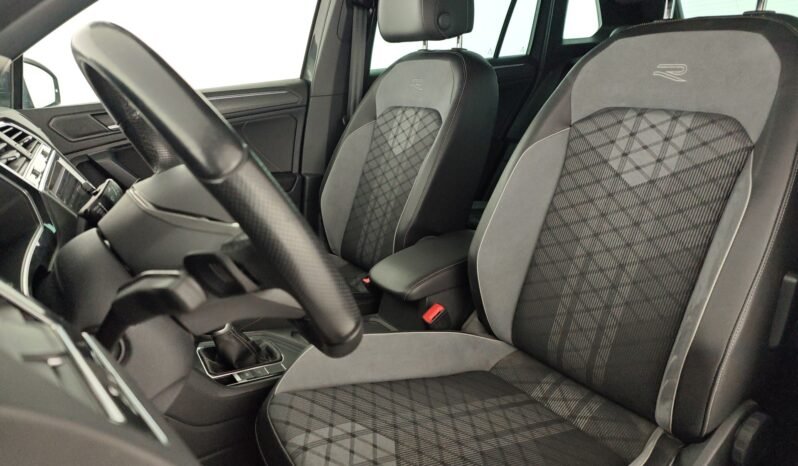 VOLKSWAGEN – Tiguan 2.0 TDI 150 CV SCR DSG R-Line pieno