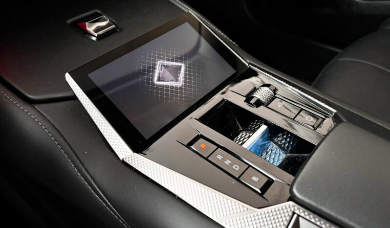 DS Automobiles 4 Hybrid E-Tense 225 1.6 Plug-In Hybrid 225 cv pieno