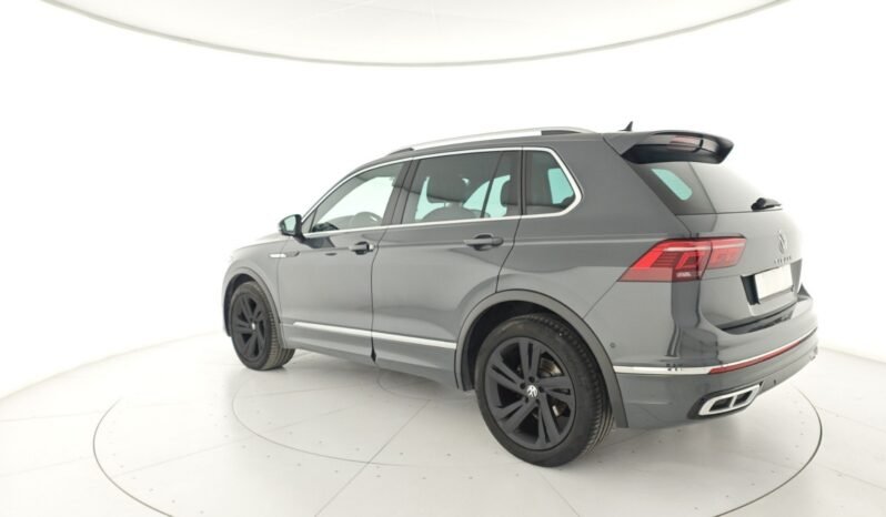 VOLKSWAGEN – Tiguan 2.0 TDI 150 CV SCR DSG R-Line pieno
